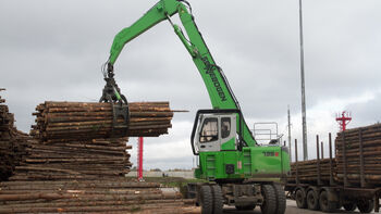 Holzumschlag bei dem Unterehmen Modern Lumber Technologies LLC