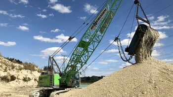 40 t Seilbagger SENNEBOGEN 640 HD mit Schleppschaufel, Gewinnung von Sand und Kies, Frankreich