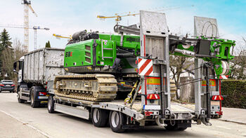 Compact crane transport on low loader telescopic crawler crane SENNEBOGEN 613 E