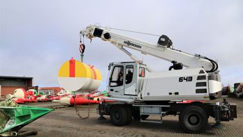 Telecrane SENNEBOGEN 643 E ensures safety on waterways 