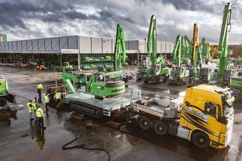 SENNEBOGEN 824 G Electro on a low-loader for road transport.