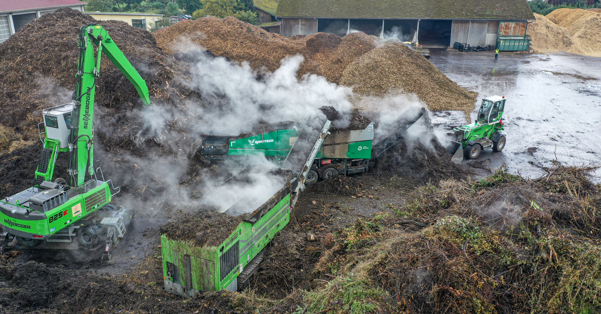 Modern green waste recycling at disposal company Hahn Kompost