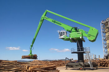 SENNEBOGEN Balancer Balance Umschlagbagger Umschlagmaschine 8130 EQ Holzumschlag Sägewerk Rundholzplatz