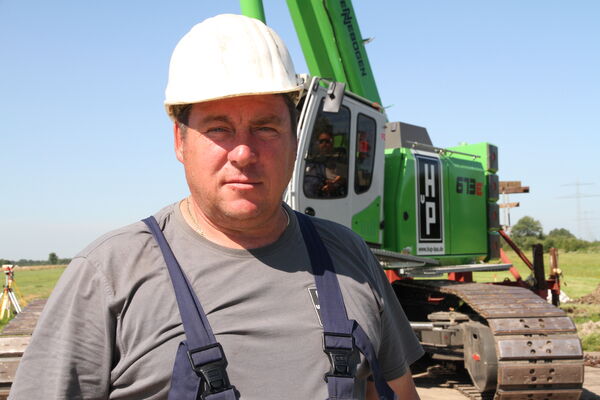 SENNEBOGEN 673 HD Raupe Raupenunterwagen Telekran Teleskopkran Hochbau Hoch- und Tiefbau