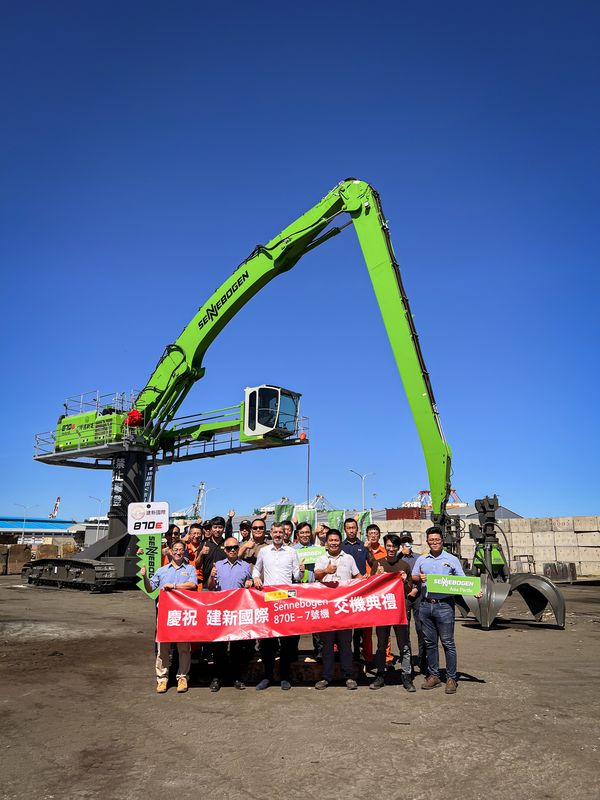 SENNEBOGEN 870-Umschlagbagger Hafen in Taiwan-Stauerei