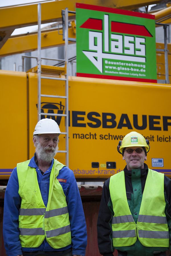 Download (RGB, 300dpi) Hochbau Hoch-und Tiefbau SENNEBOGEN 7700 Raupenkran Raupe
