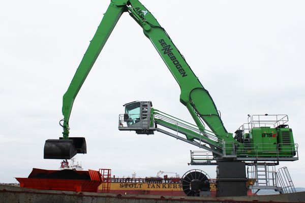 SENNEBOGEN 875 E-Serie Raupe Raupenunterwagen Hafenumschlag Umschlagbagger Umschlagmaschine