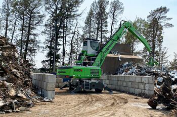 SENNEBOGEN 830 Umschlagbagger, Recycling, Australien