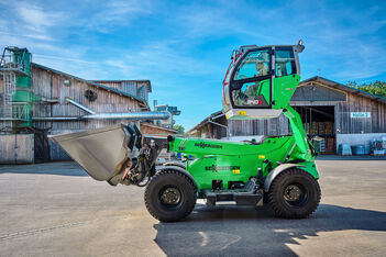 Telehandler telescopic loader SENNEBOGEN 3.40 G side view