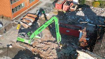 45 t demolition machine, SENNEBOGEN 830, demolition excavator rental