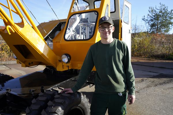 Restauration eines SENNEBOGEN S803