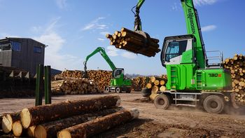 SENNEBOGEN 730 E-Sägewerk-Pick and Carry-Holzumschlag
