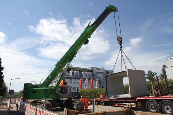 Download (RGB, 300 dpi) SENNEBOGEN 6113 im Spezialtiefbau Gollwitzer Neumarkt