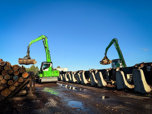 730 E Pick & Carry Maschinen