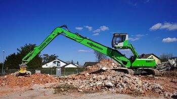 45 t demolition machine, SENNEBOGEN 830, demolition excavator rental