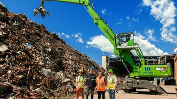 SENNEBOGEN 850G optimiert Schrottlogistik im Stahlwerk