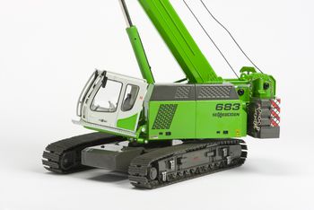 SENNEBOGEN Modell Maßstabsgetreu 1:50 1 zu 50 Conrad Conradmodelle 683 Raupenteleskopkran Raupentelekran Schnabelausleger Original 