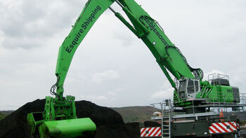Mobiler Hafenumschlag: SENNEBOGEN 880 Classic in Indien