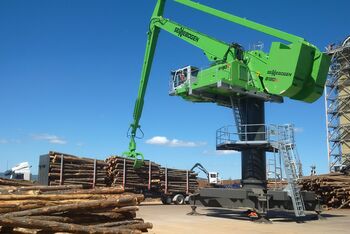 SENNEBOGEN 8130 EQ als Herzstück der Holzlogistik bei Borg Manufacturing