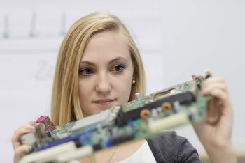 SENNEBOGEN-Kaufmännische Ausbildung