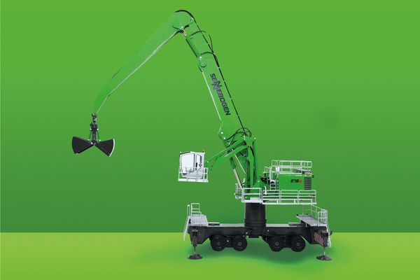 Download (RGB 300 dpi) Hafenumschlagbagger SENNEBOGEN 875 E Maßstabsmodell