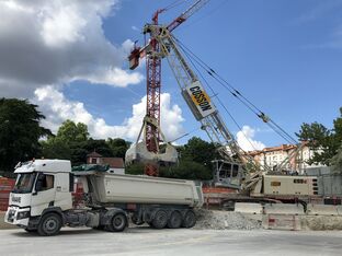 Seilbagger SENNEBOGEN 655 Raupe Spezialtiefbau mit Zweischalengreifer