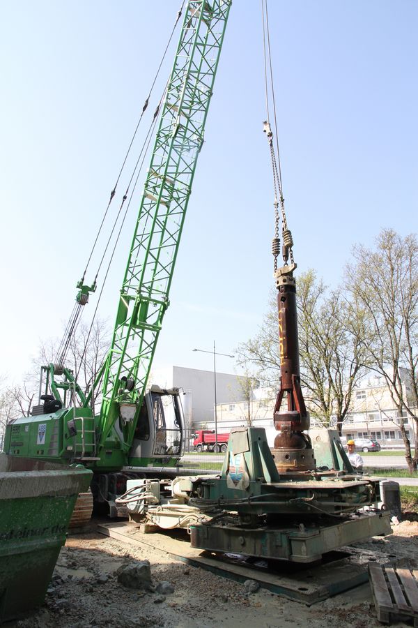 SENNEBOGEN 630 HD Seilbagger Raupe Raupenunterwagen Spezialtiefbau