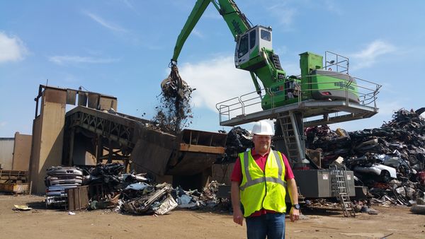 SENNEBOGEN 840 E beim Schrottrecycling von der Great Lakes Region bis runter nach Florida