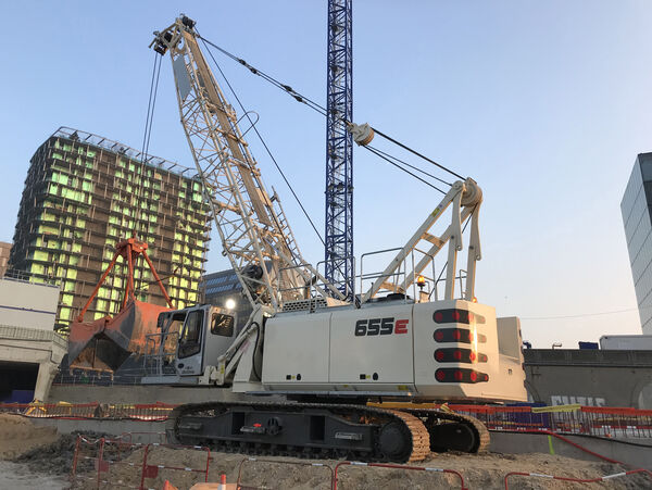 SENNEBOGEN duty cycle crane 655 E