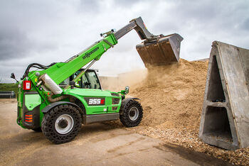 SENNEBOGEN telehandler 355 E wood recycling shovel