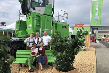 SENNEBOGEN at the LIGNA 2019 - the Team
