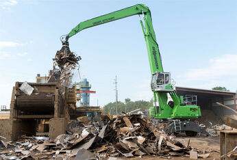 SENNEBOGEN material handler for scrap handling and port handling 840 E Mobile capital scrap recycling