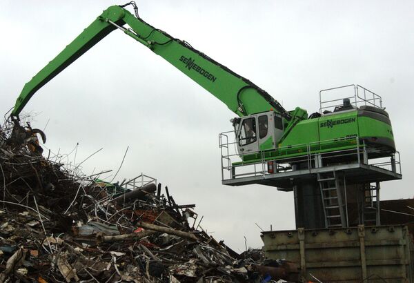 SENNEBOGEN 850 R Elektro Raupe Raupenunterwagen Umschlagmaschine Umschlagbagger Elektrobagger Elektromaschine Elektroumschlagmaschine Elektroumschlagbagger Recycling Schrottrecycling