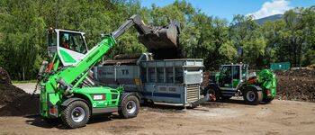 SENNEBOGEN telehandler 355 E with elevating cabin, waste recycling, Austria