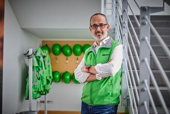 SENNEBOGEN Careers: Specialists and managers SENNEBOGEN Careers: Specialists and managers