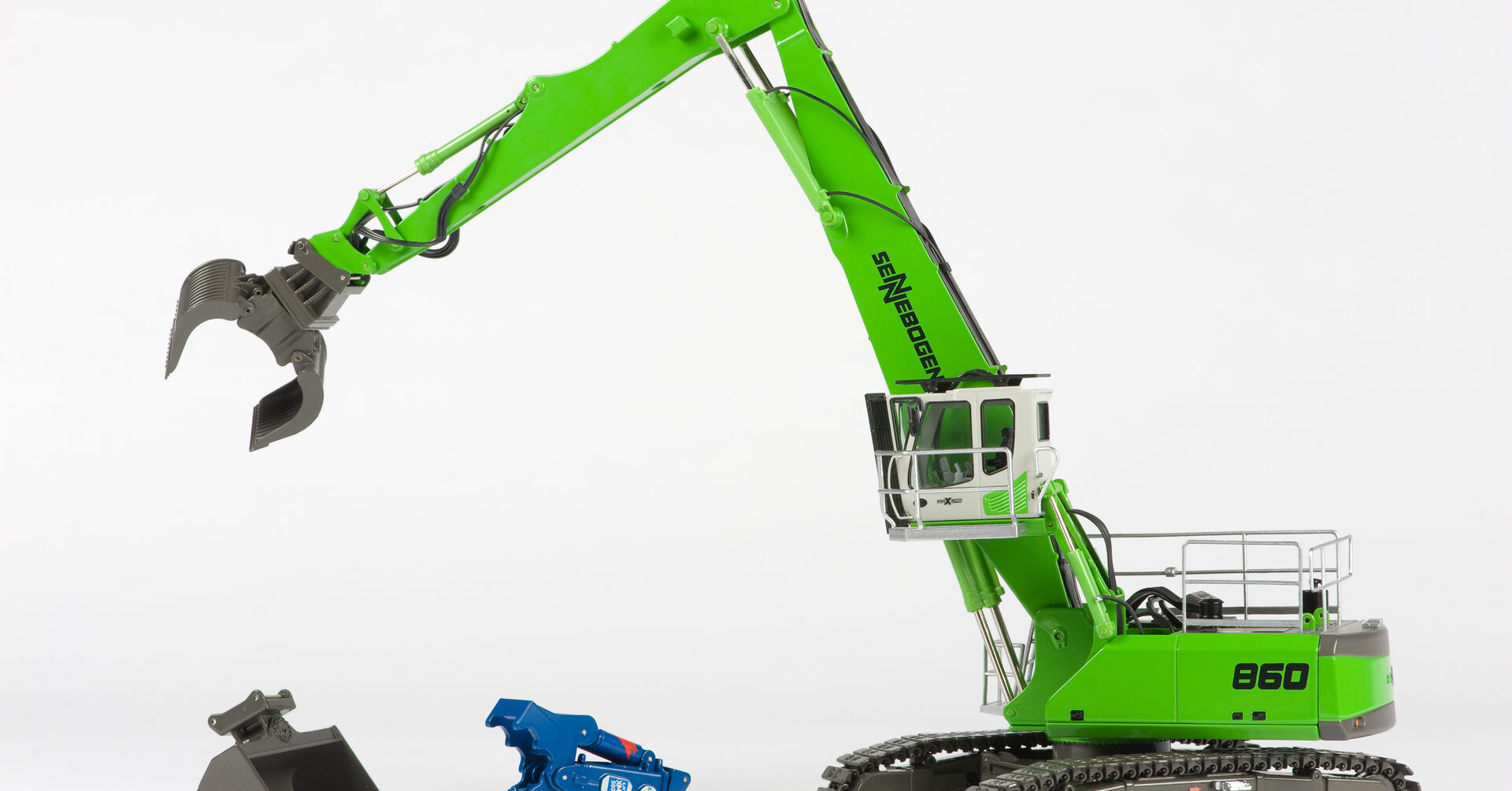 SENNEBOGEN 860 CRAWLER MATERIAL HANDLER WITH THREE ATTACHMENTS IN 150