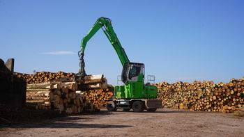SENNEBOGEN 730 E-Sägewerk-Pick and Carry-Holzumschlag