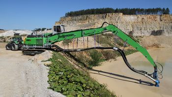 SENNEBOGEN 830 suction excavator