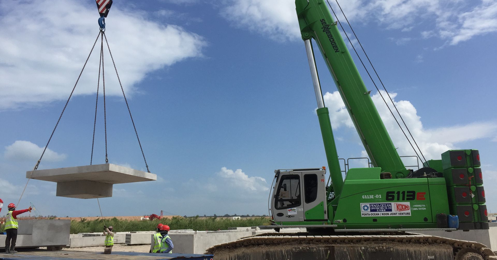 Airport construction in Singapore: Flexible 120 t telescopic
