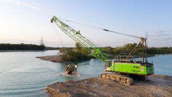 Duty cycle crane SENNEBOGEN 670 E gravel extraction mining dragline bucket
