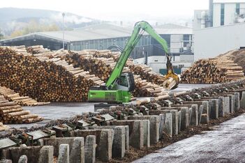 SENNEBOGEN material handler timber handling 730 mobile log yard saw mill log grab