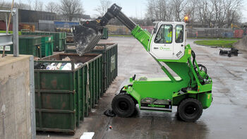 SENNEBOGEN 305 C+ in Staffordshire