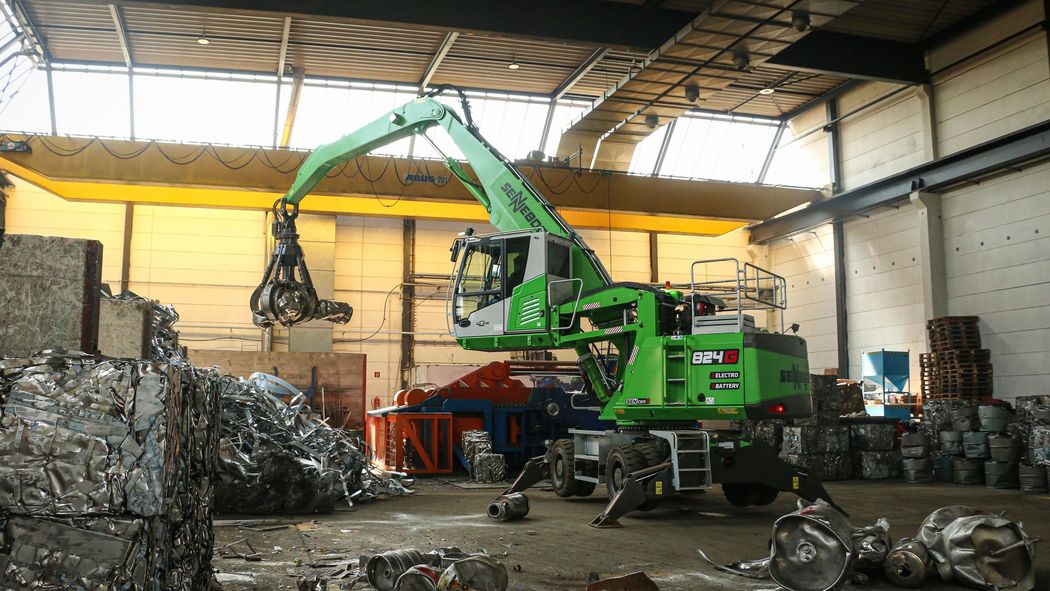 SENNEBOGEN 824 G-battery-powered excavator-Cronimet