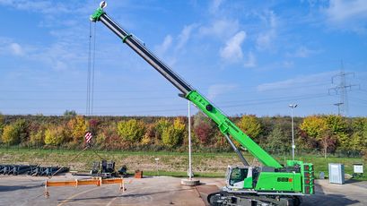 Sennebogen 683 E Raupenteleskopkran Sennebogen 683 E: Ein robuster 80 t Raupenteleskopkran.