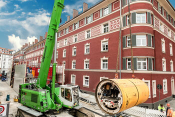 SENNEBOGEN 673 E crawler telescopic crane for supporting underground pipe jacking work