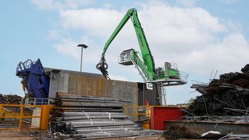 SENNEBOGEN 840-scrap handling-electric material handler