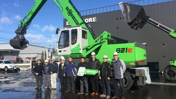 SENNEBOGEN Schulung Training 821 E-Serie Mobilunterwagen Umschlagbagger Umschlagmaschine