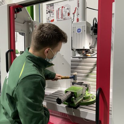 SENNEBOGEN: Modernisierung Lehrwerkstatt