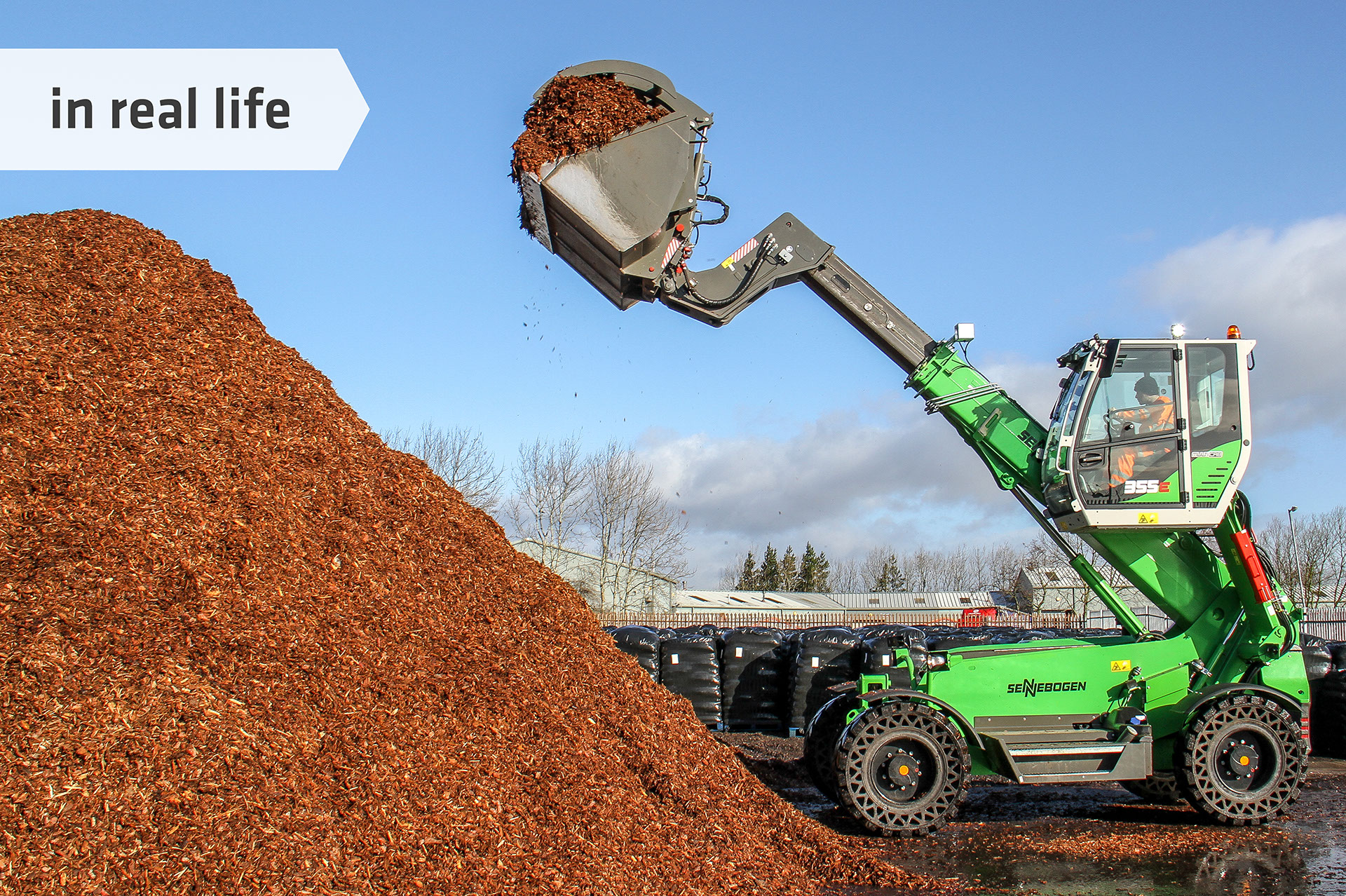 SENNEBOGEN Telehandler 355 E