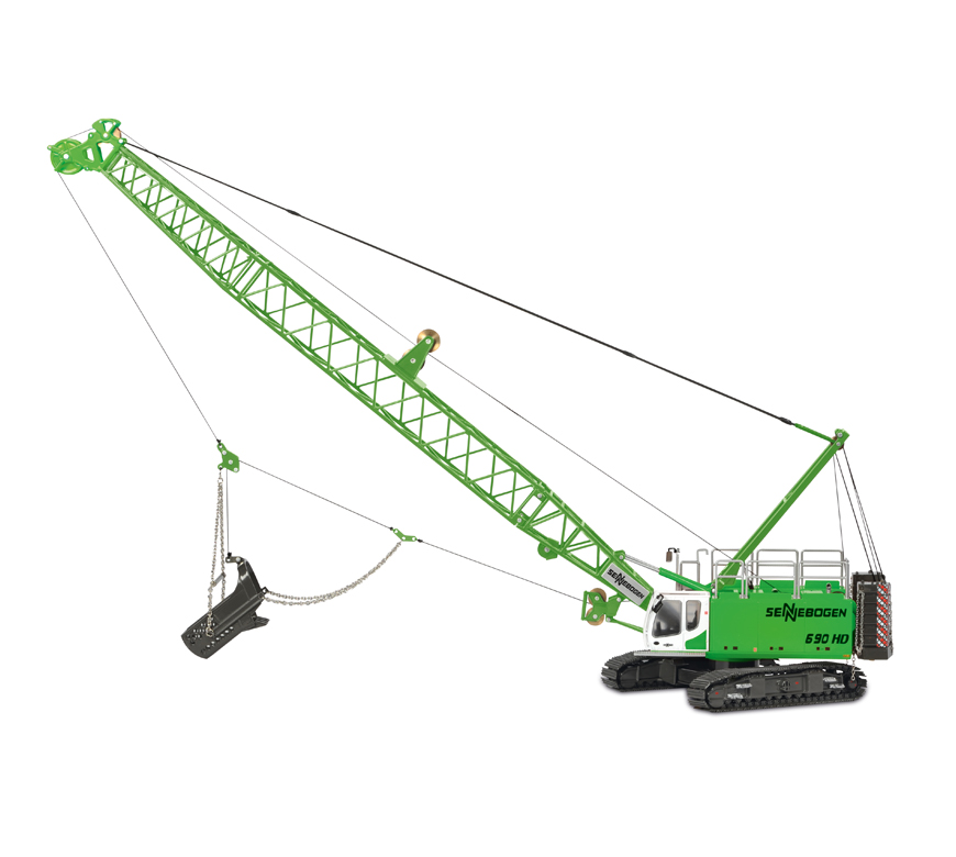 SENNEBOGEN Duty Cycle Crane 690 HD with dragline bucket